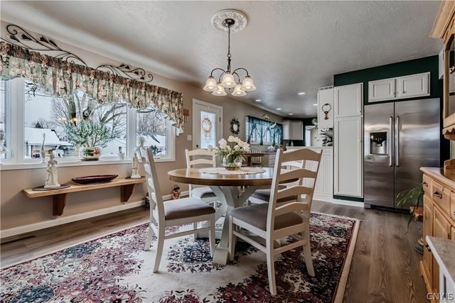 411 Van Roen Road, Utica, NY 13502