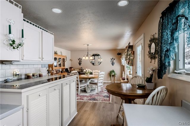 411 Van Roen Road, Utica, NY 13502