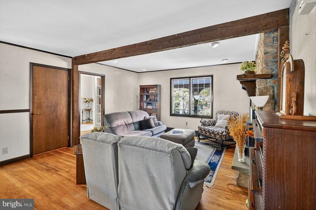 229 LAMBERTVILLE HQTS RD, Stockton, NJ 08559