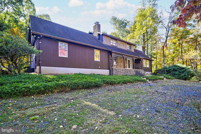 229 LAMBERTVILLE HQTS RD, Stockton, NJ 08559