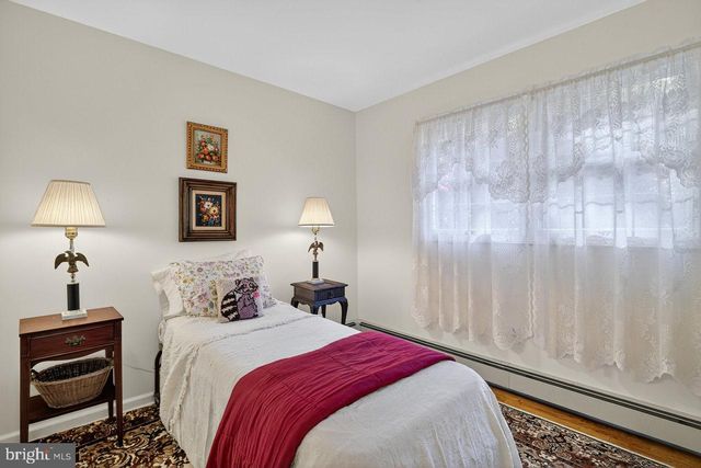 229 LAMBERTVILLE HQTS RD, Stockton, NJ 08559