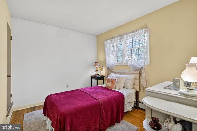 229 LAMBERTVILLE HQTS RD, Stockton, NJ 08559