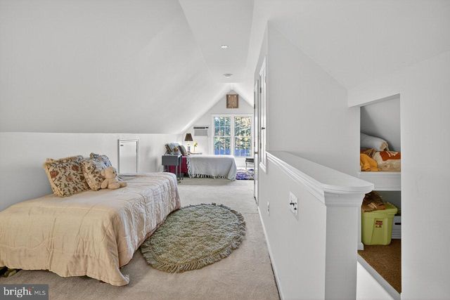 229 LAMBERTVILLE HQTS RD, Stockton, NJ 08559