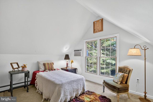 229 LAMBERTVILLE HQTS RD, Stockton, NJ 08559