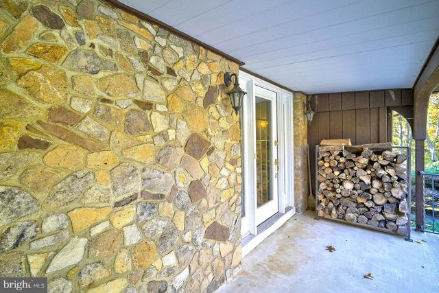 229 LAMBERTVILLE HQTS RD, Stockton, NJ 08559