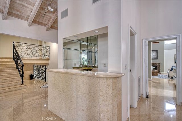 4414 Park Mallorca, Calabasas, CA 91302