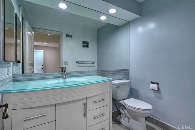 4414 Park Mallorca, Calabasas, CA 91302