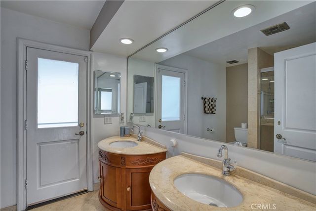 4414 Park Mallorca, Calabasas, CA 91302