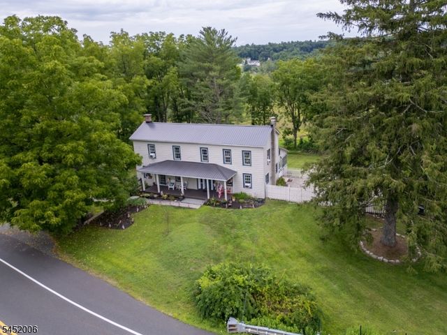 213 Clove Rd, Montague Twp., NJ 07827