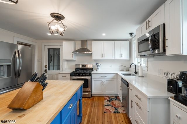 213 Clove Rd, Montague Twp., NJ 07827