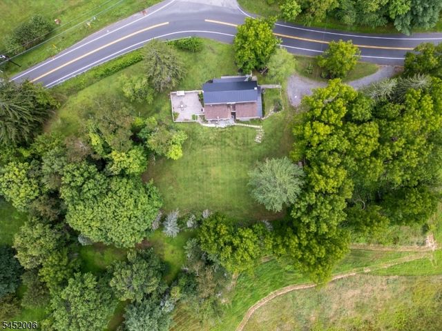 213 Clove Rd, Montague Twp., NJ 07827