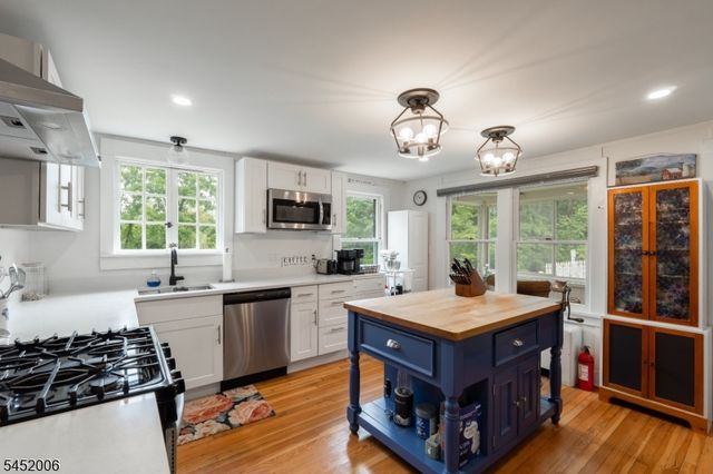213 Clove Rd, Montague Twp., NJ 07827