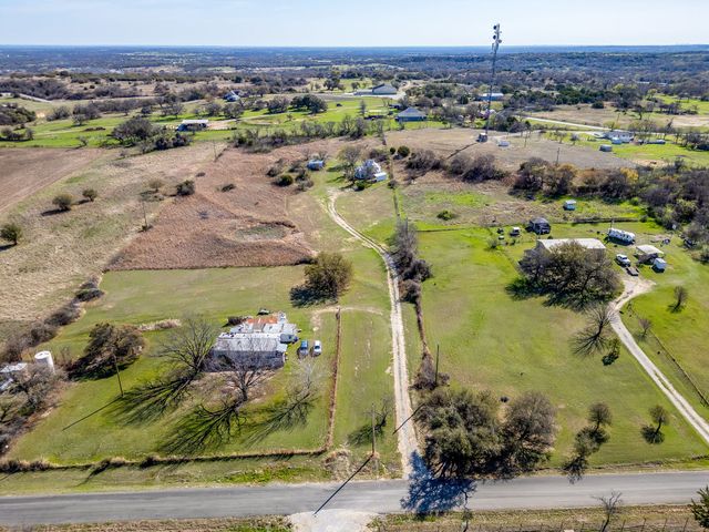 320 Windy Hill Lane, Springtown, TX 76082