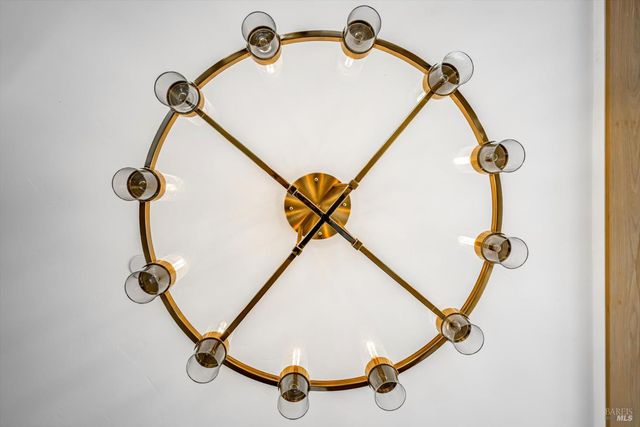 1580 Clear Ridge Dr, Healdsburg, CA 95448