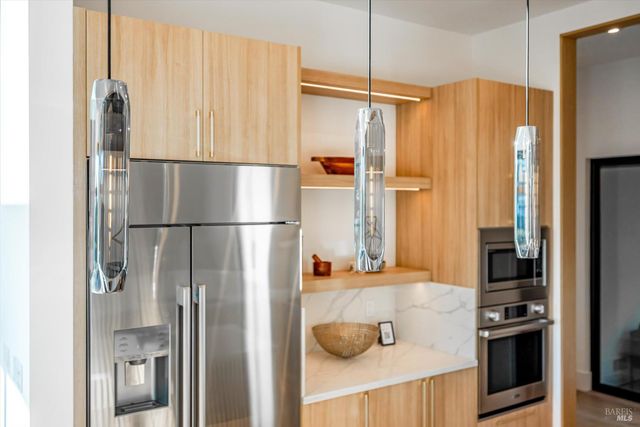 1580 Clear Ridge Dr, Healdsburg, CA 95448