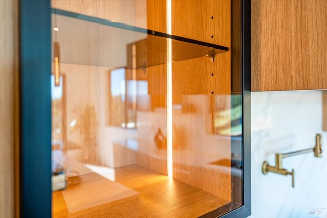 1580 Clear Ridge Dr, Healdsburg, CA 95448