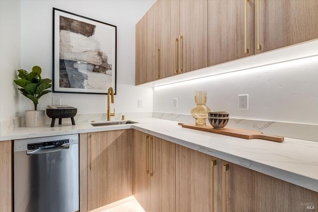 1580 Clear Ridge Dr, Healdsburg, CA 95448