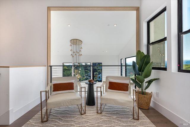 1580 Clear Ridge Dr, Healdsburg, CA 95448