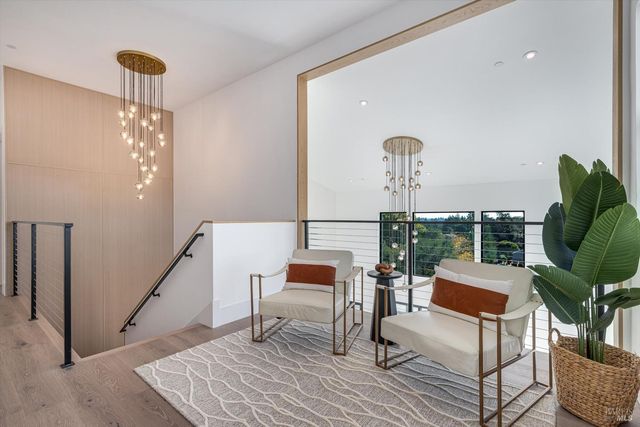 1580 Clear Ridge Dr, Healdsburg, CA 95448