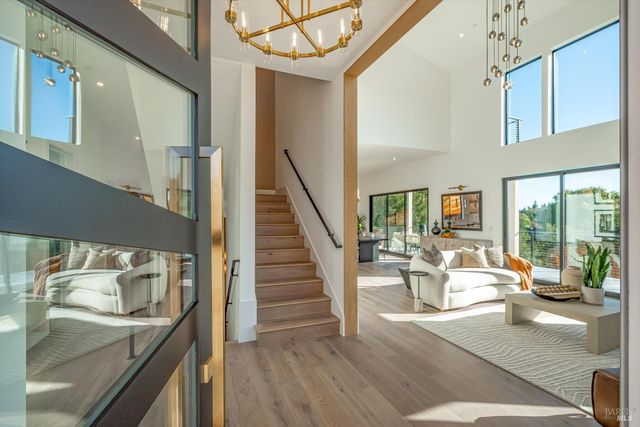 1580 Clear Ridge Dr, Healdsburg, CA 95448