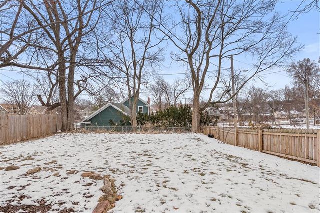 3641 Bell Street, Kansas City, MO 64111