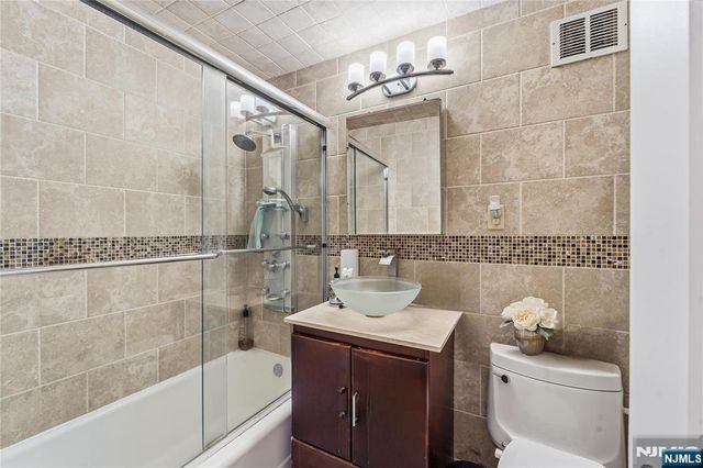 2 Horizon Road 1205, Fort Lee, NJ 07024