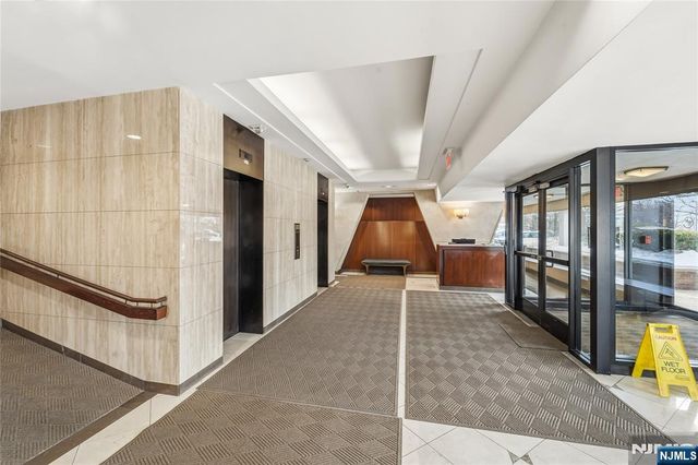 2 Horizon Road 1205, Fort Lee, NJ 07024