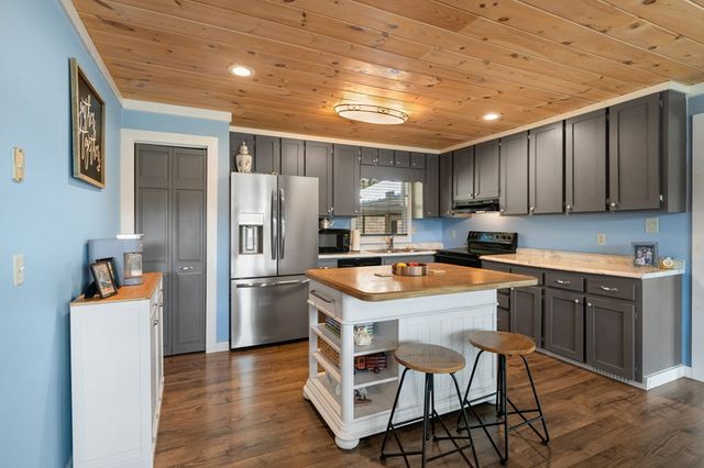 1201 Ada Street, Blue Ridge, GA 30513