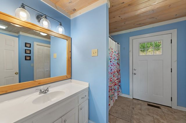 1201 Ada Street, Blue Ridge, GA 30513