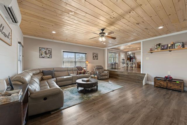 1201 Ada Street, Blue Ridge, GA 30513