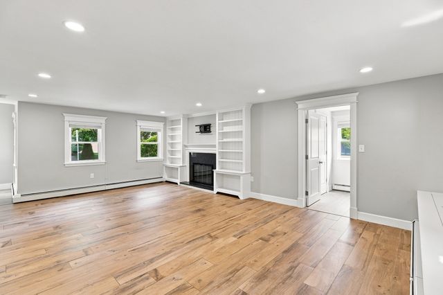 4 Groveland Road, Melrose, MA 02176