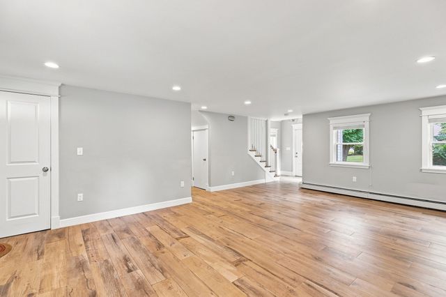 4 Groveland Road, Melrose, MA 02176