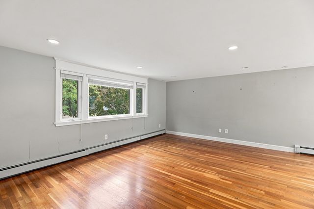 4 Groveland Road, Melrose, MA 02176
