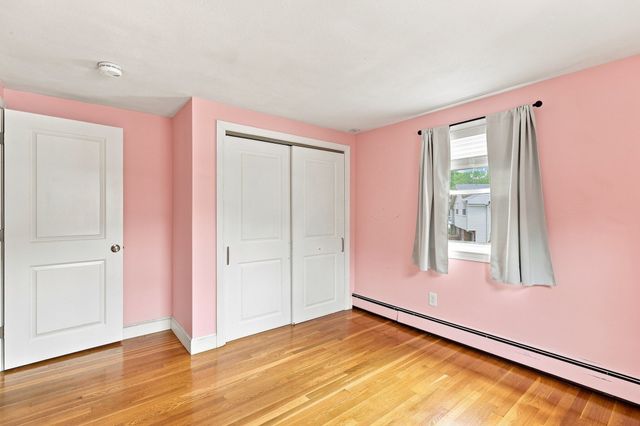 4 Groveland Road, Melrose, MA 02176