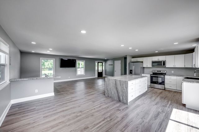 3075 Waterworks Road, Danville, KY 40422