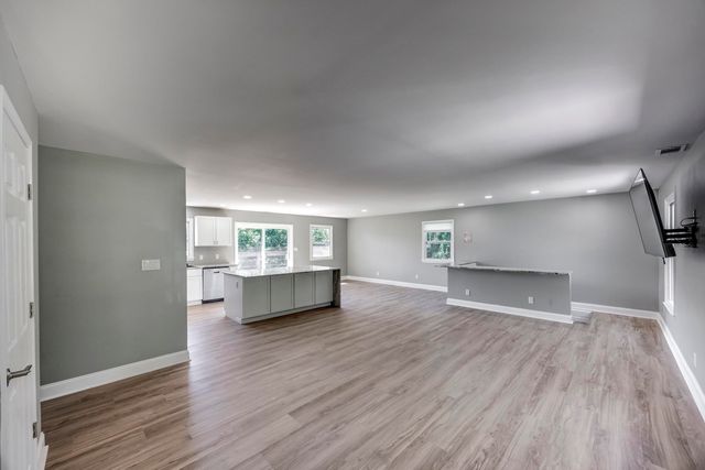 3075 Waterworks Road, Danville, KY 40422