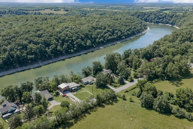 3075 Waterworks Road, Danville, KY 40422