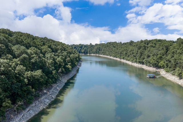3075 Waterworks Road, Danville, KY 40422