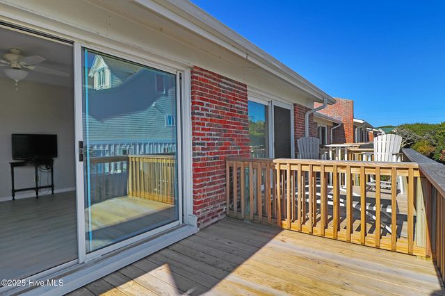 273 Salter Path Road 8 Pine Knoll Townes, Pine Knoll Shores, NC 28512