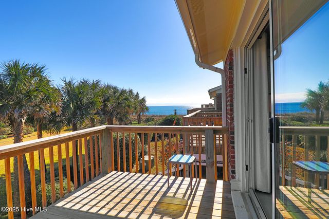 273 Salter Path Road 8 Pine Knoll Townes, Pine Knoll Shores, NC 28512