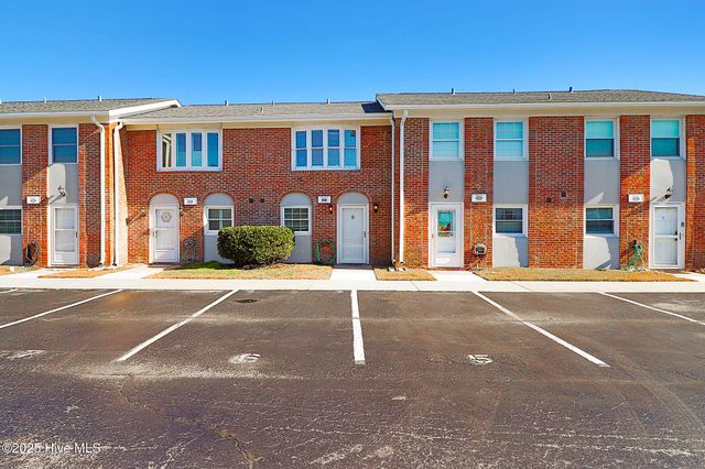 273 Salter Path Road 8 Pine Knoll Townes, Pine Knoll Shores, NC 28512