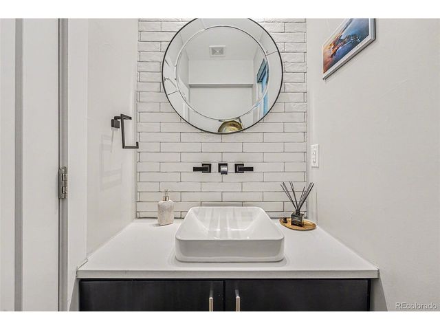 3123 Vallejo St, Denver, CO 80211