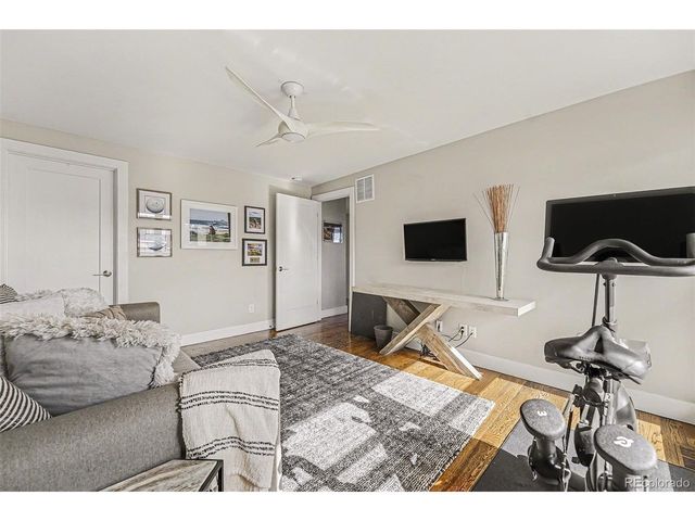 3123 Vallejo St, Denver, CO 80211