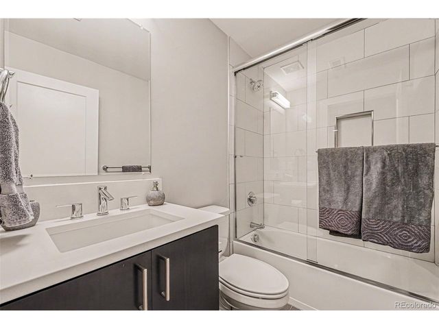 3123 Vallejo St, Denver, CO 80211