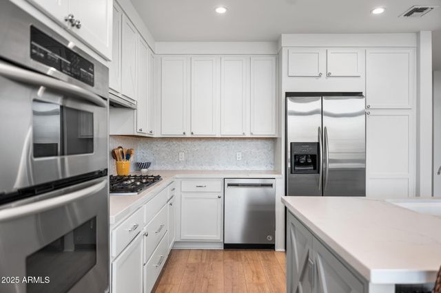 208 W PORTLAND Street 662, Phoenix, AZ 85003