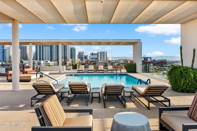 208 W PORTLAND Street 662, Phoenix, AZ 85003