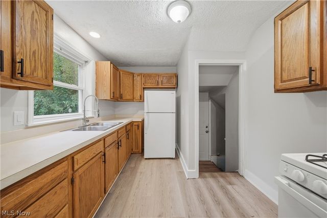 1137 Smithfarm Avenue, Akron, OH 44305