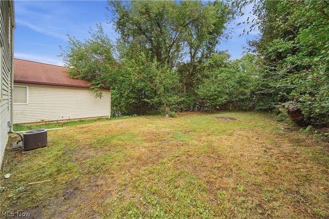 1137 Smithfarm Avenue, Akron, OH 44305