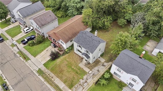 1137 Smithfarm Avenue, Akron, OH 44305