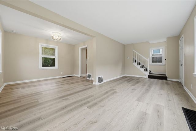 1137 Smithfarm Avenue, Akron, OH 44305
